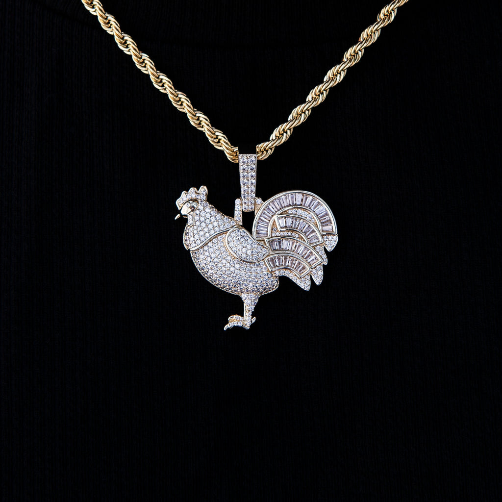 Iced Rooster Pendant in Yellow Gold